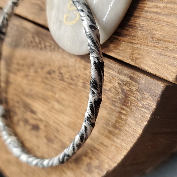 B2633 white and black snakeskin‎ melt bracelet zebra - Picture 2 of 2